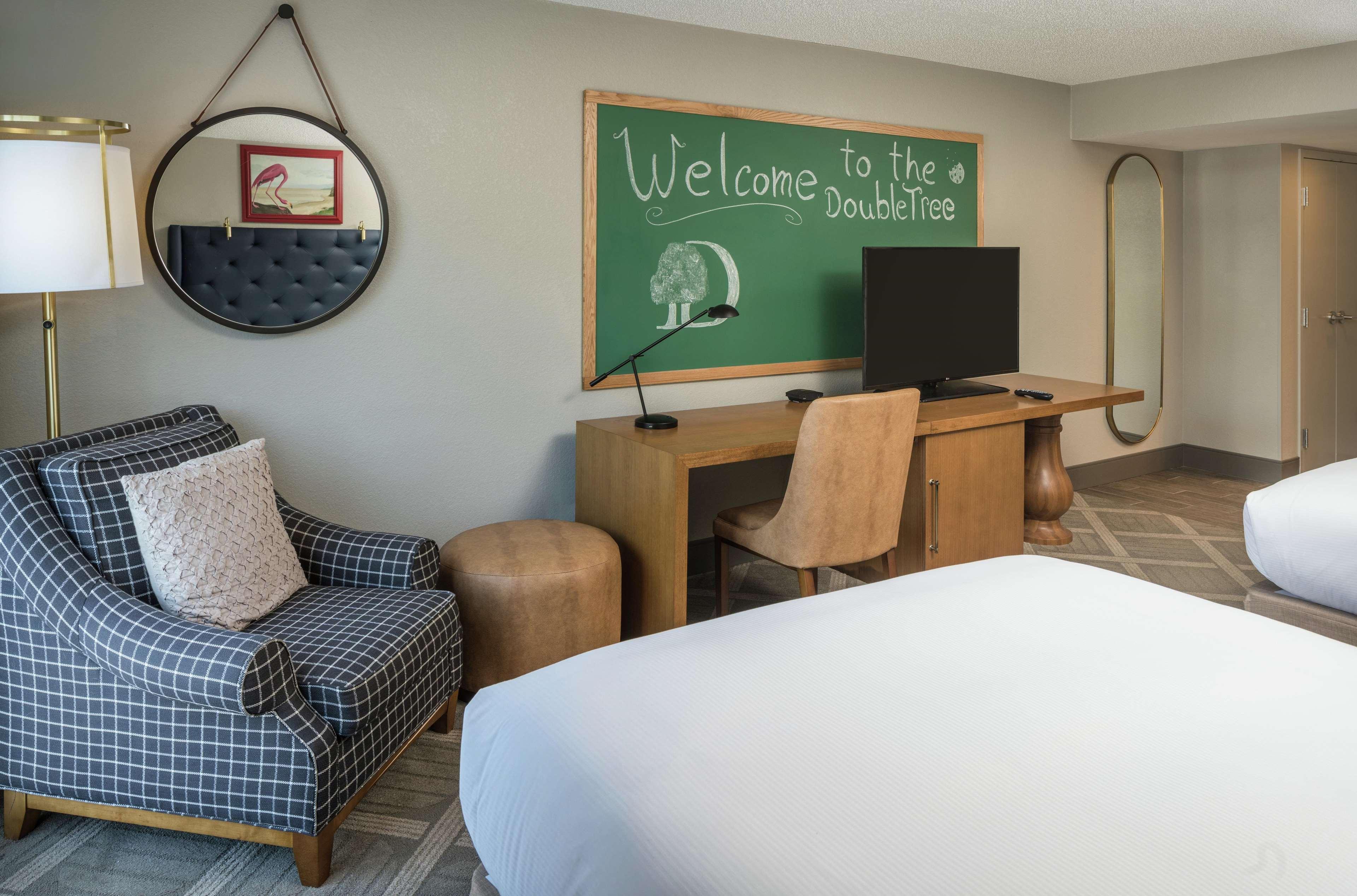 Doubletree By Hilton Gainesville Exteriör bild