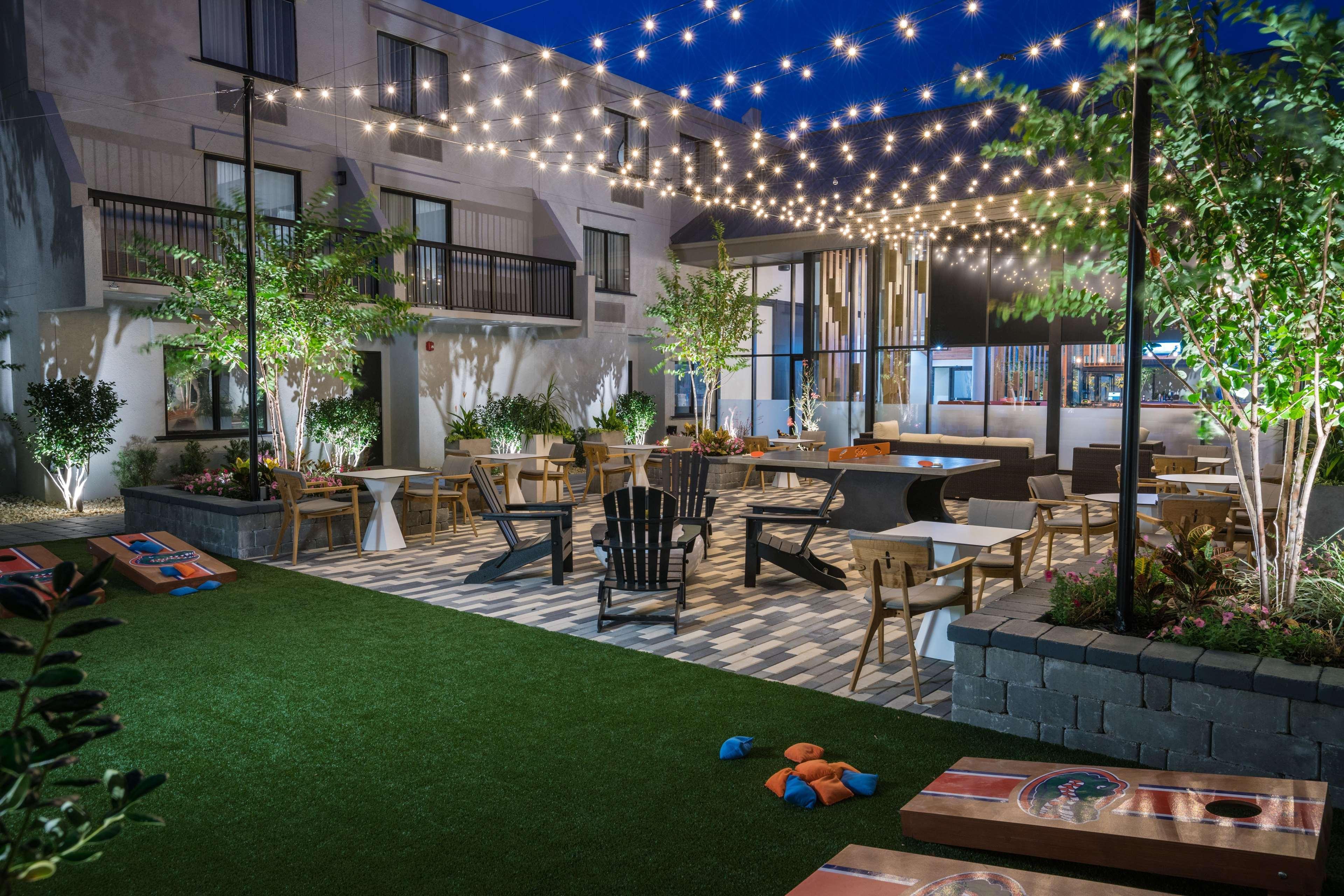 Doubletree By Hilton Gainesville Exteriör bild