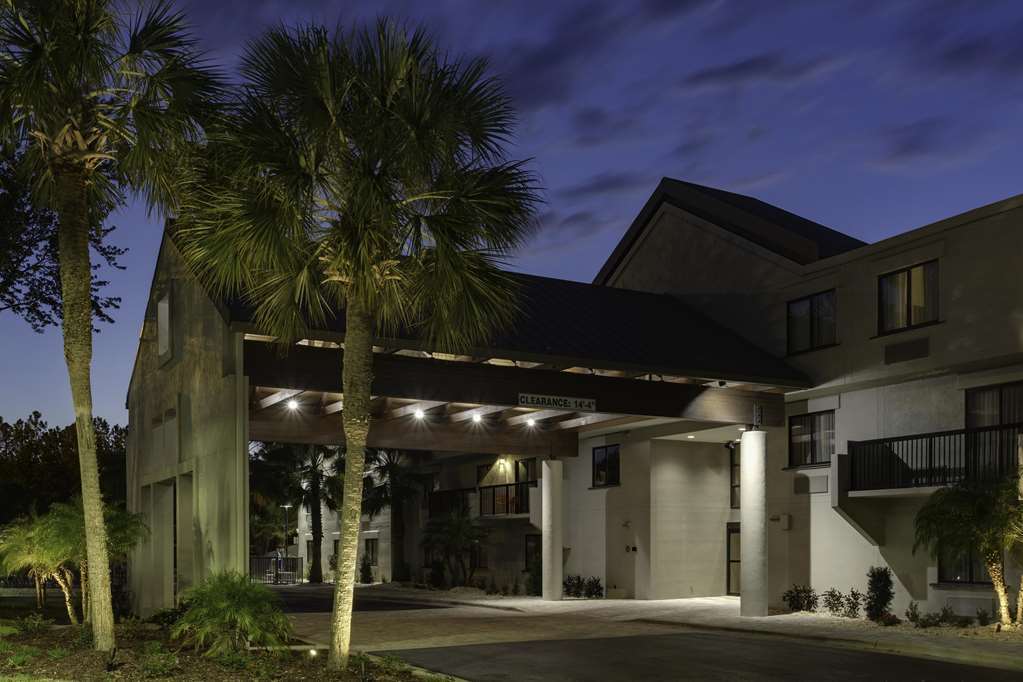 Doubletree By Hilton Gainesville Exteriör bild