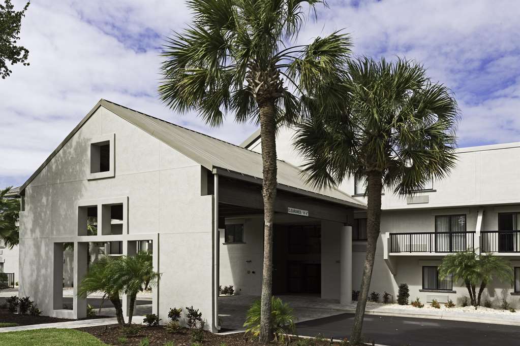 Doubletree By Hilton Gainesville Exteriör bild
