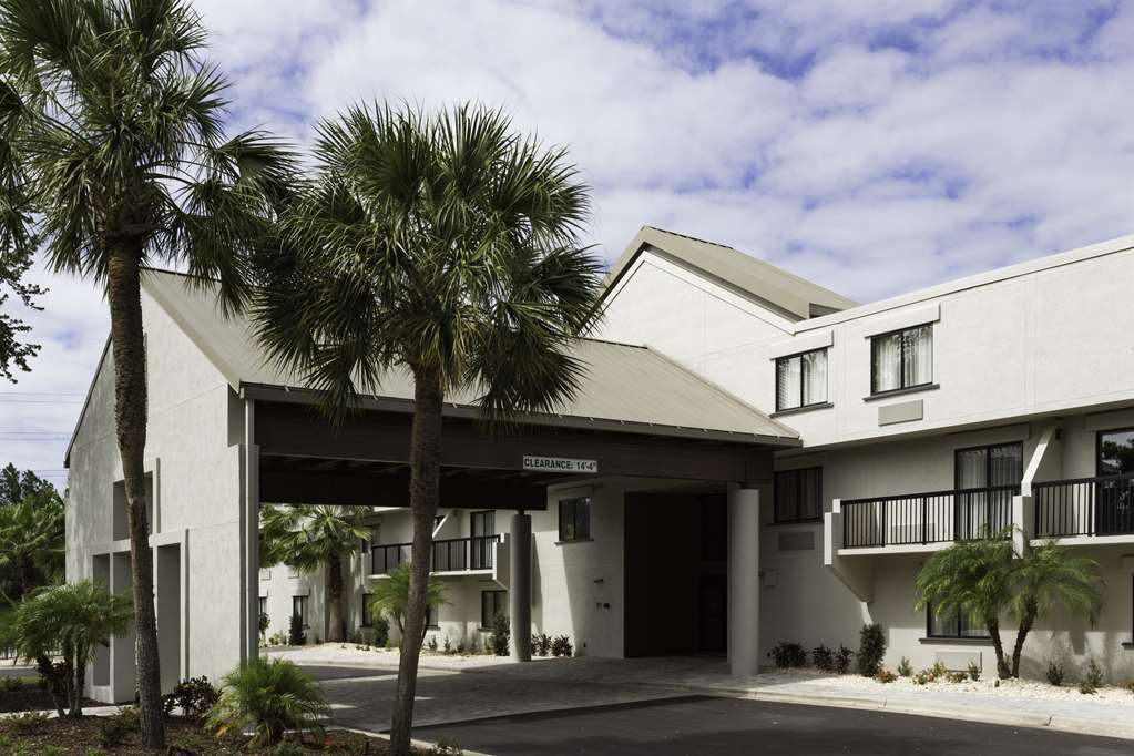 Doubletree By Hilton Gainesville Exteriör bild